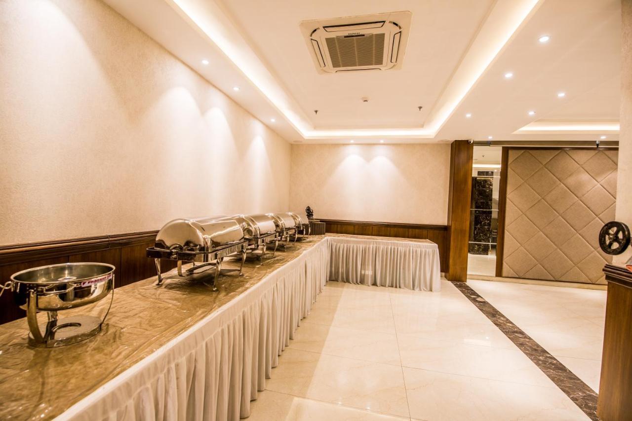 Hotel Sumaditya ジャイプール エクステリア 写真